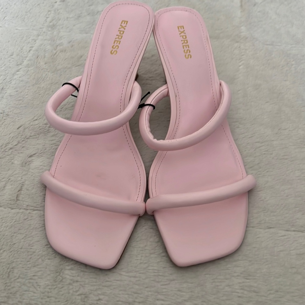 Express heels